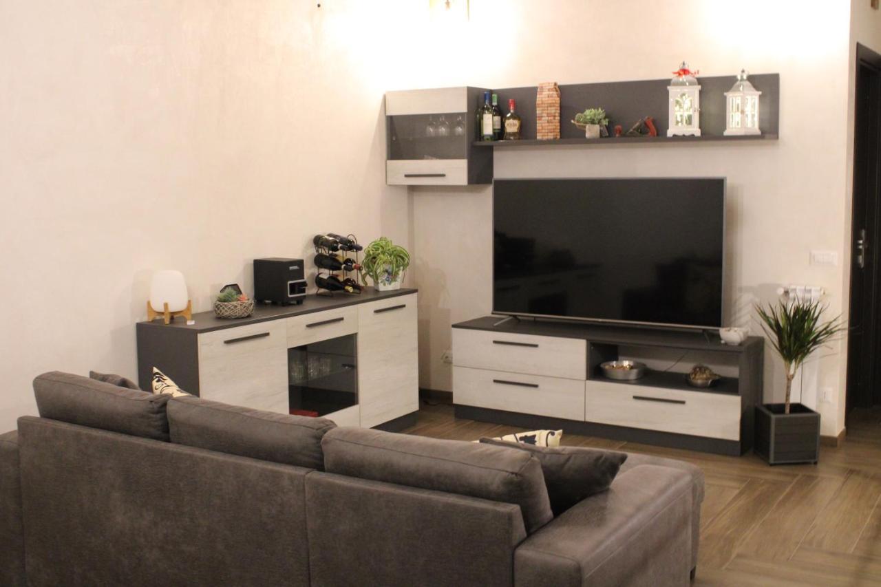La Terrazza Sul Corso Apartman Giulianello Kültér fotó